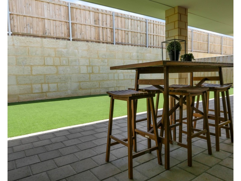 58 Torwood Edge, Halls Head WA 6210