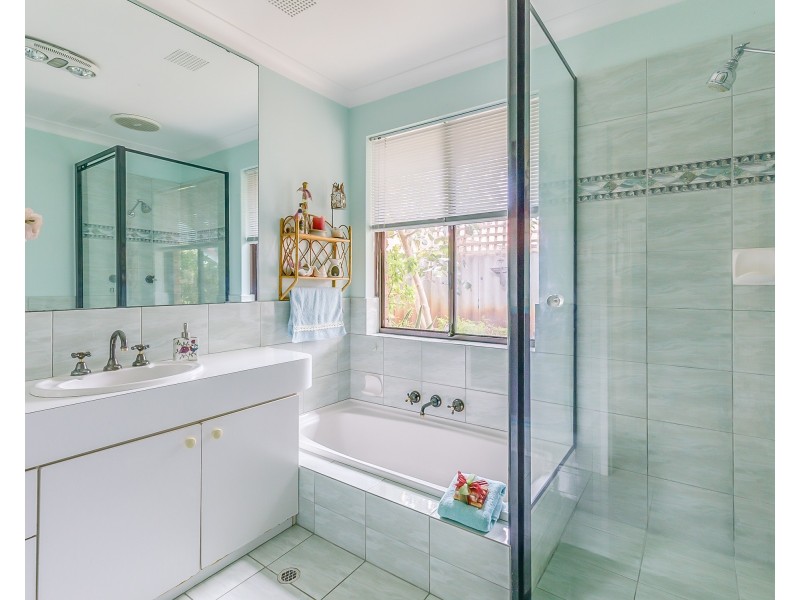 3 Westmorland Drive, Leeming WA 6149