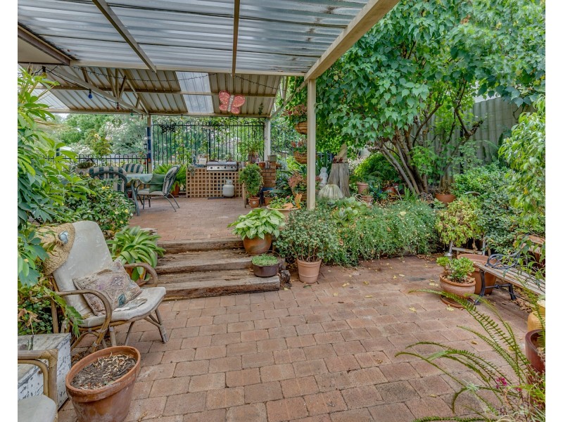 3 Westmorland Drive, Leeming WA 6149