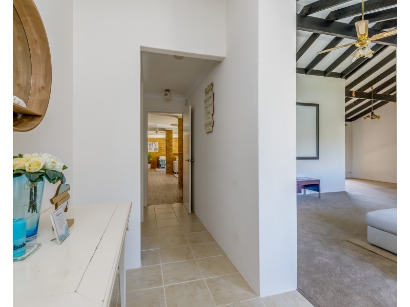 22 Monarch Court, Thornlie WA 6108