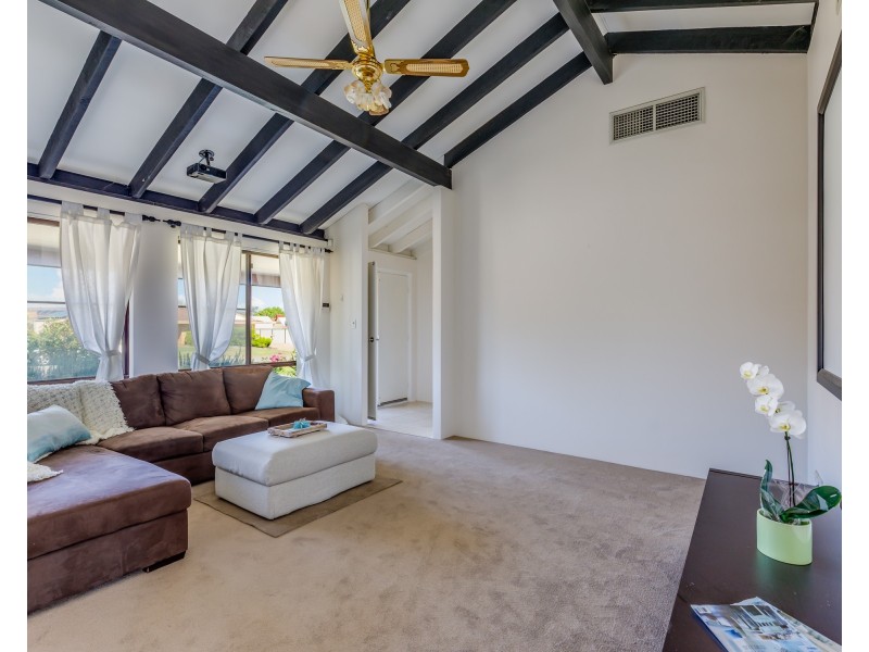 22 Monarch Court, Thornlie WA 6108