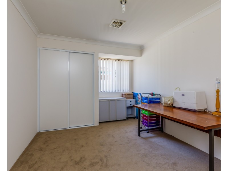 22 Monarch Court, Thornlie WA 6108