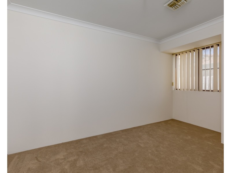 22 Monarch Court, Thornlie WA 6108