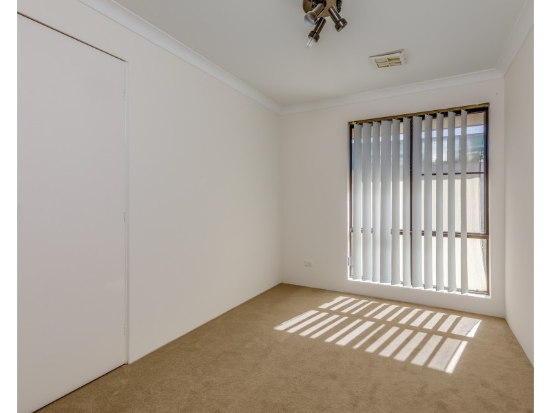 22 Monarch Court, Thornlie WA 6108