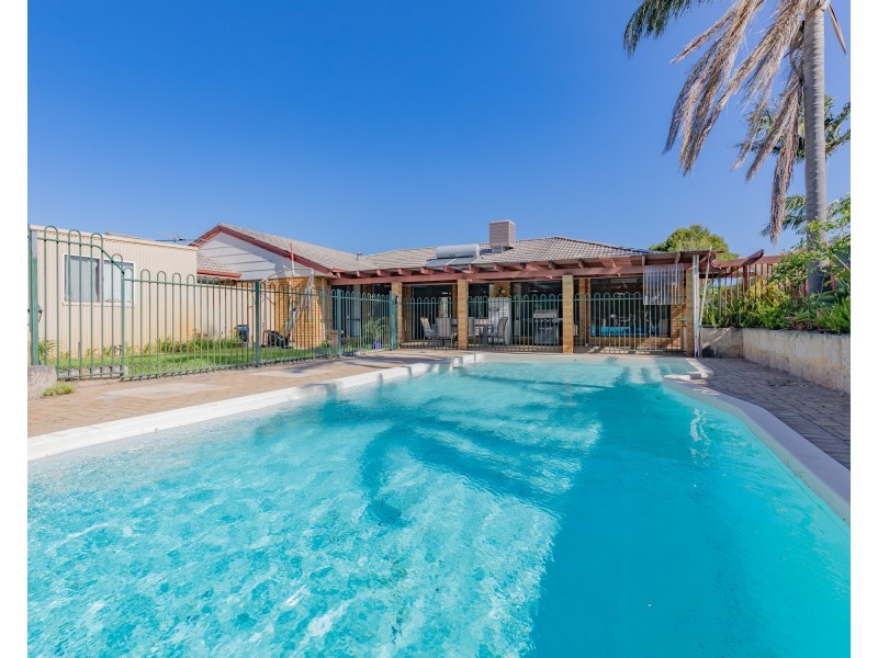 22 Monarch Court, Thornlie WA 6108