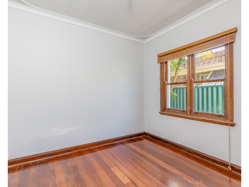 90 Gardiner Street, Belmont WA 6104