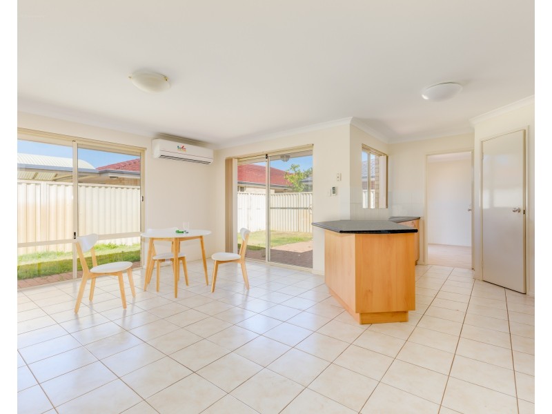 11 LaGuardia Loop, Port Kennedy WA 6172