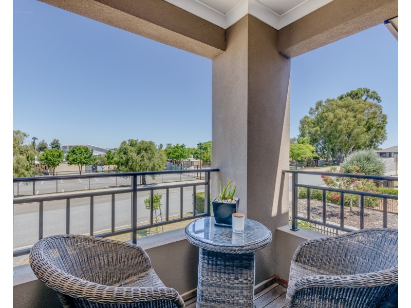 45 Bridge Road, Canning Vale WA 6155