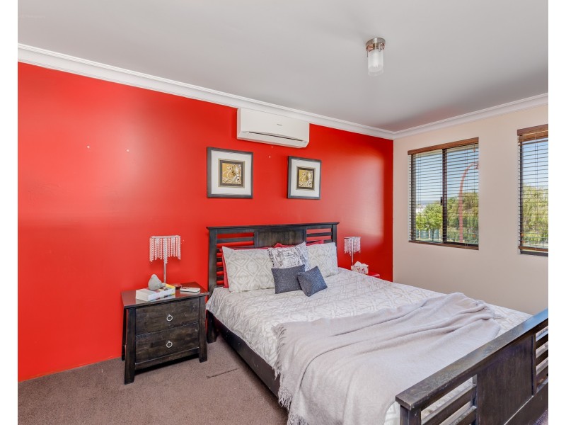 45 Bridge Road, Canning Vale WA 6155