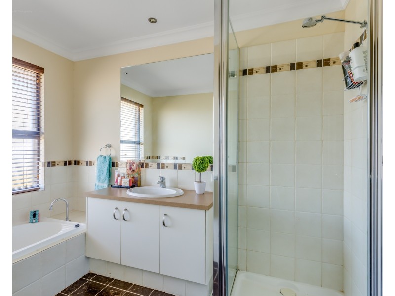 45 Bridge Road, Canning Vale WA 6155