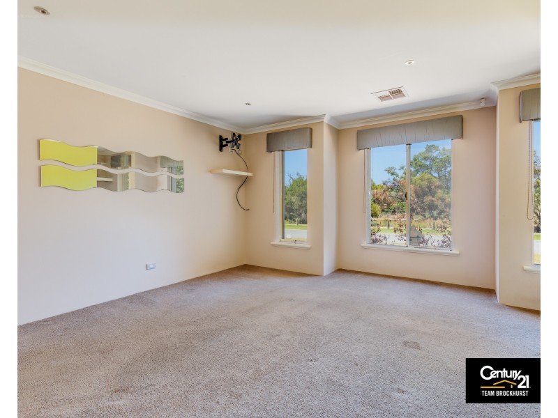 13 Katrine Parade, Canning Vale WA 6155