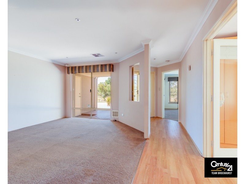 13 Katrine Parade, Canning Vale WA 6155