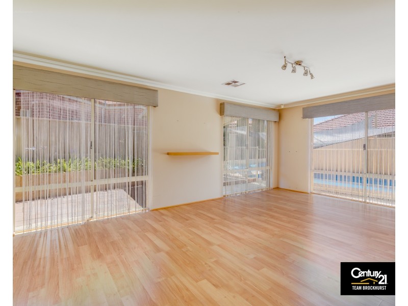 13 Katrine Parade, Canning Vale WA 6155