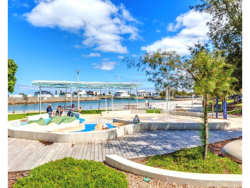 16/20 Medina Parade, North Coogee WA 6163