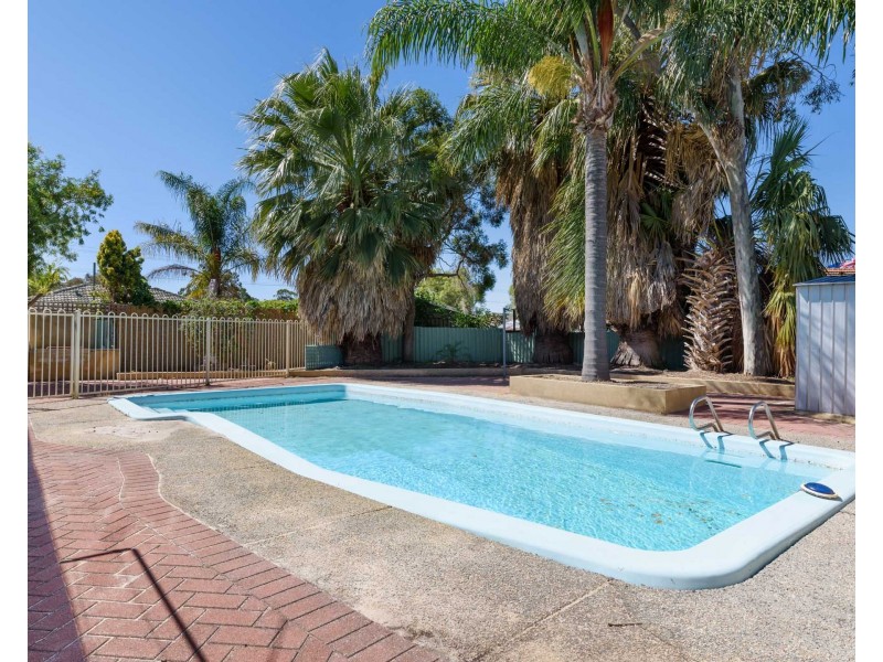 6 Farringdon Way, Huntingdale WA 6110