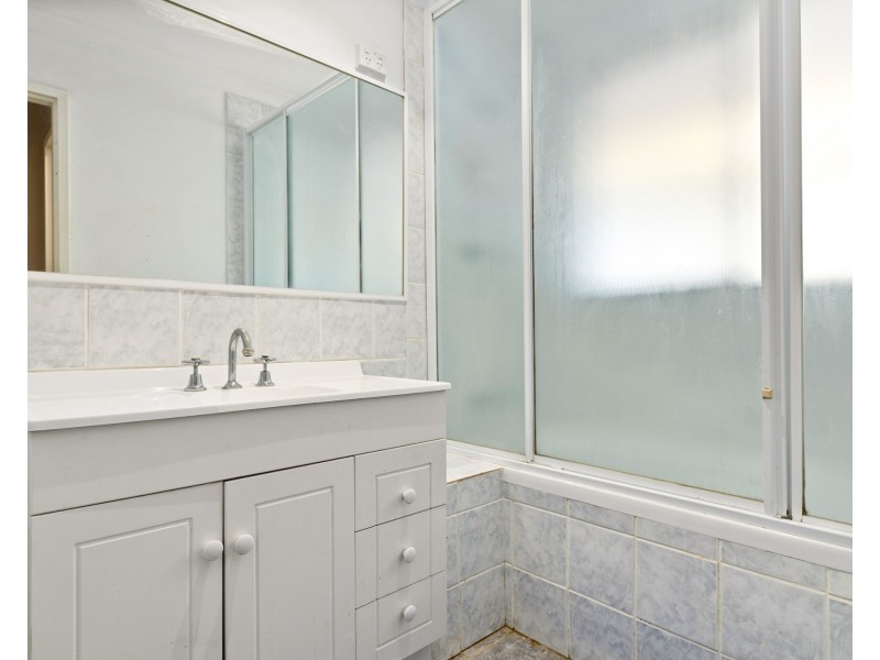 6 Farringdon Way, Huntingdale WA 6110