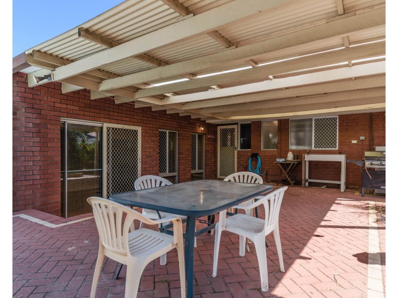 6 Farringdon Way, Huntingdale WA 6110