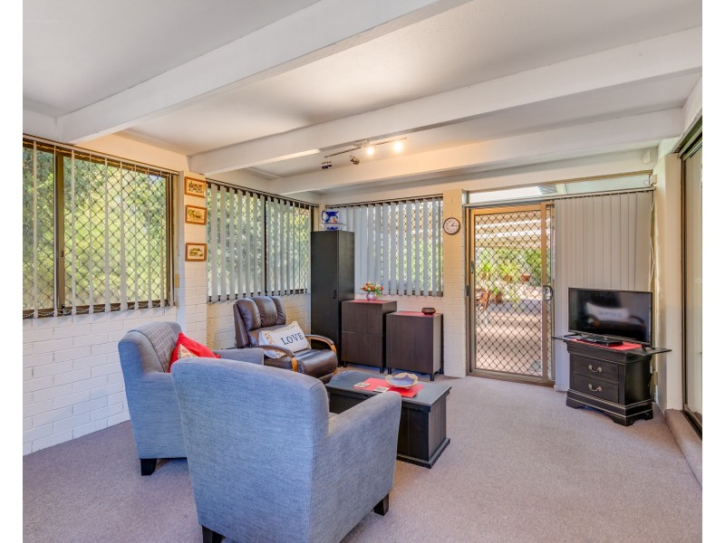 6 Helpman Court, Huntingdale WA 6110