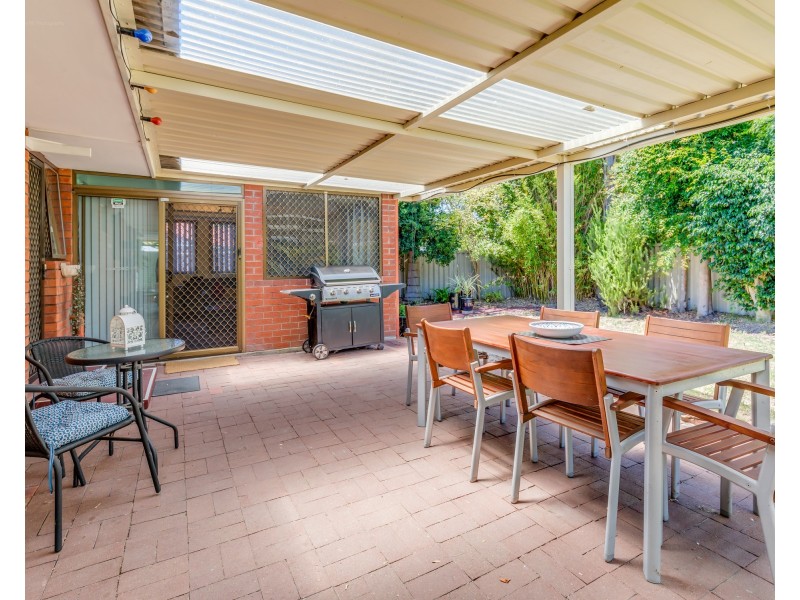 6 Helpman Court, Huntingdale WA 6110