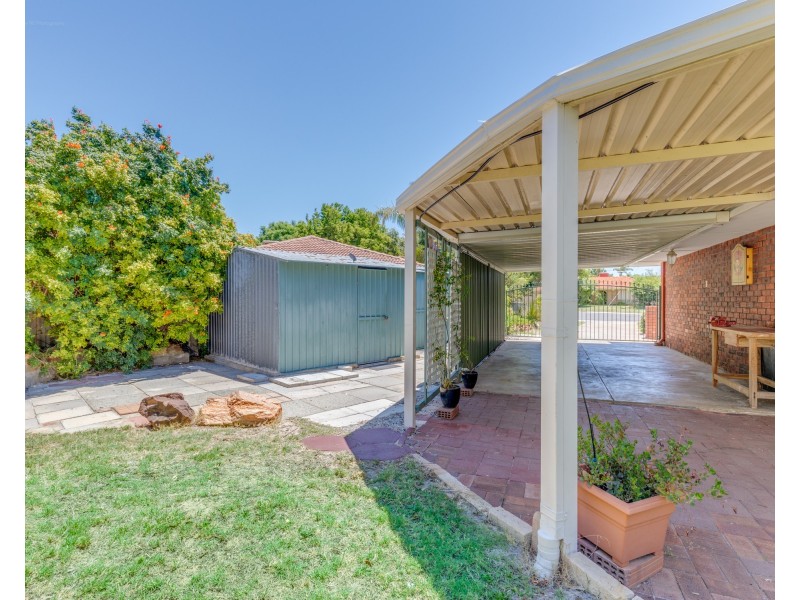 6 Helpman Court, Huntingdale WA 6110