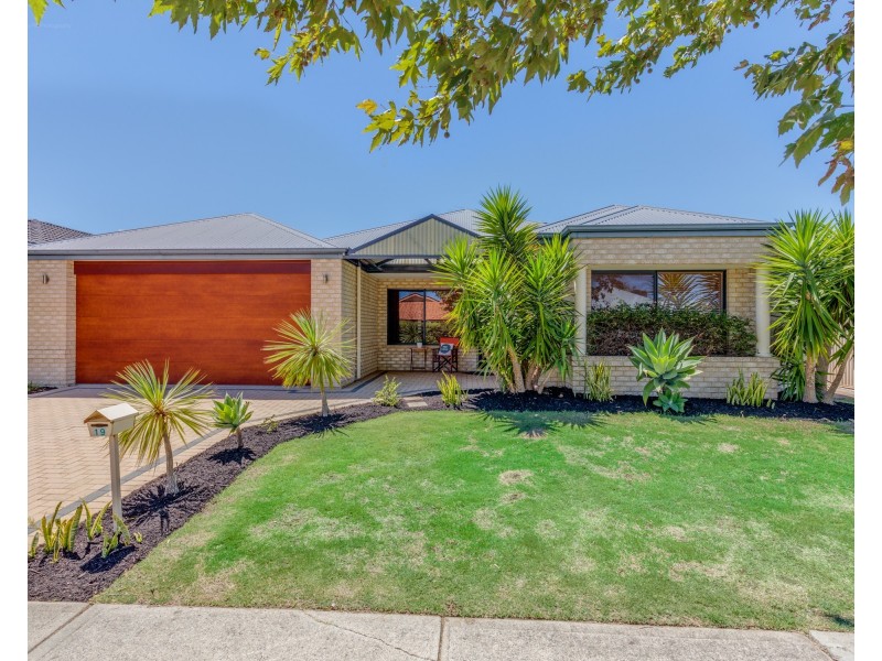19 Sellafield Bend, Waikiki WA 6169