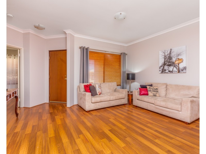 19 Sellafield Bend, Waikiki WA 6169