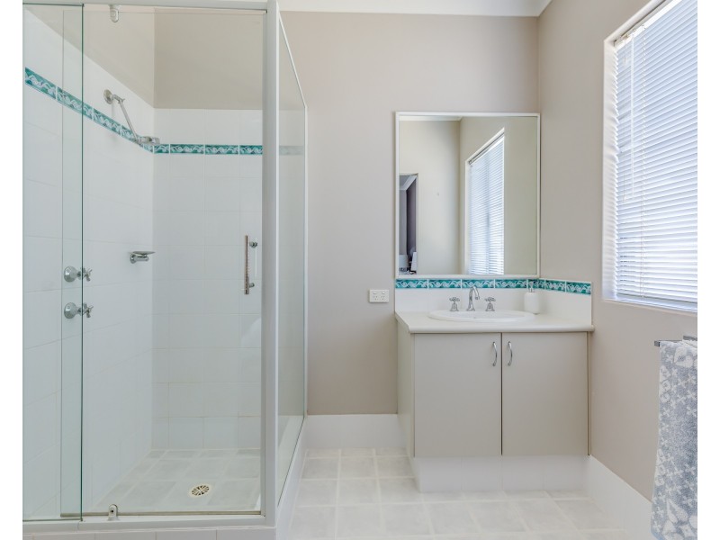 19 Sellafield Bend, Waikiki WA 6169