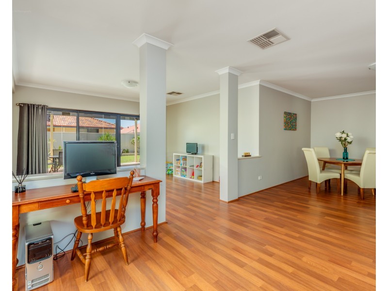 19 Sellafield Bend, Waikiki WA 6169