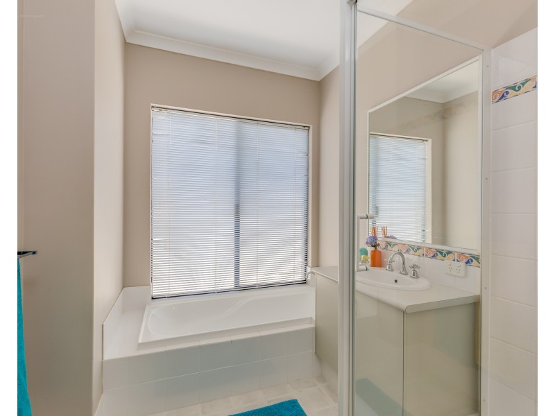 19 Sellafield Bend, Waikiki WA 6169