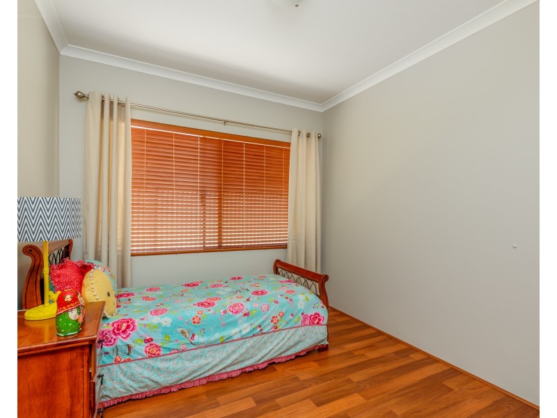 19 Sellafield Bend, Waikiki WA 6169