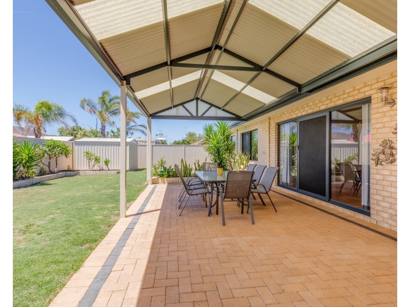 19 Sellafield Bend, Waikiki WA 6169