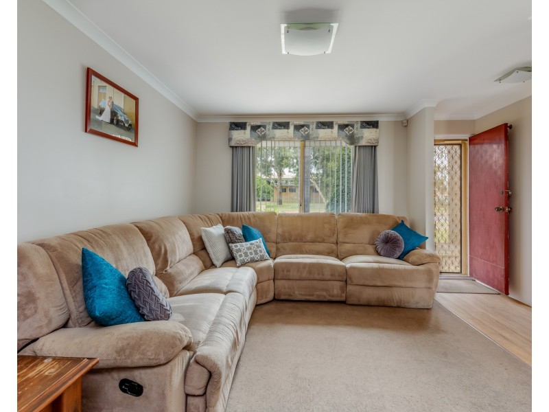 3 Murdoch Road, Thornlie WA 6108