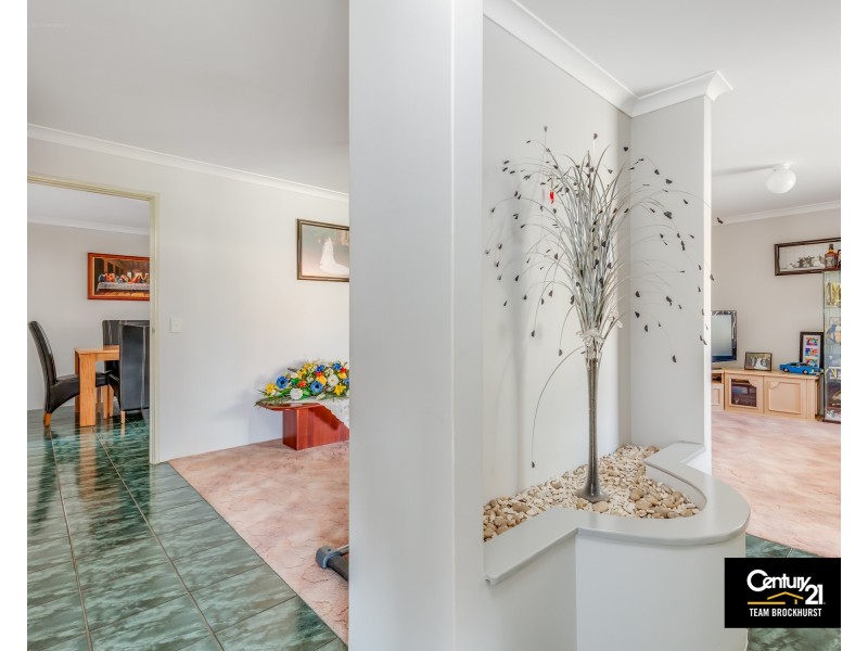 3 Sugarwood Drive, Thornlie WA 6108