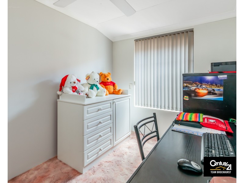 3 Sugarwood Drive, Thornlie WA 6108