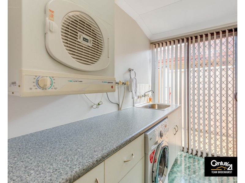 3 Sugarwood Drive, Thornlie WA 6108