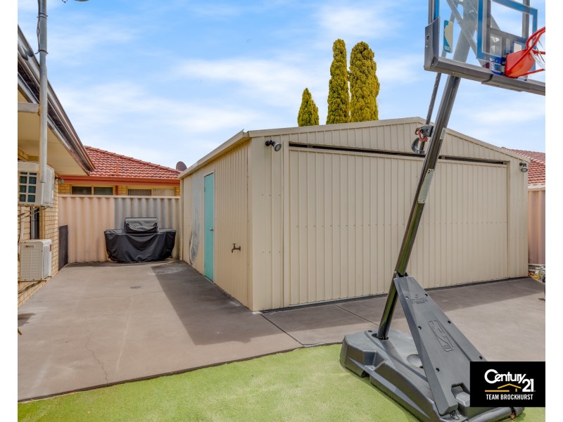 3 Sugarwood Drive, Thornlie WA 6108