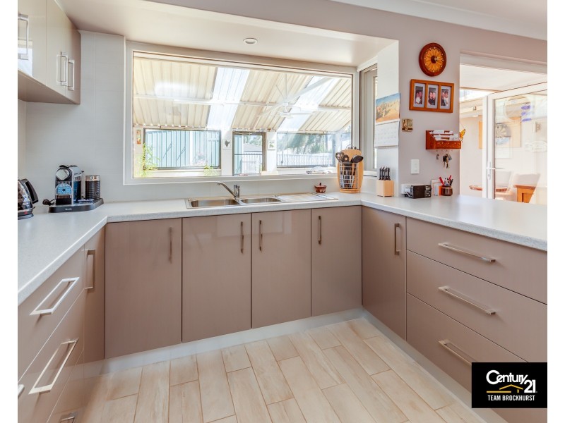 1 Windmill Drive, Bibra Lake WA 6163