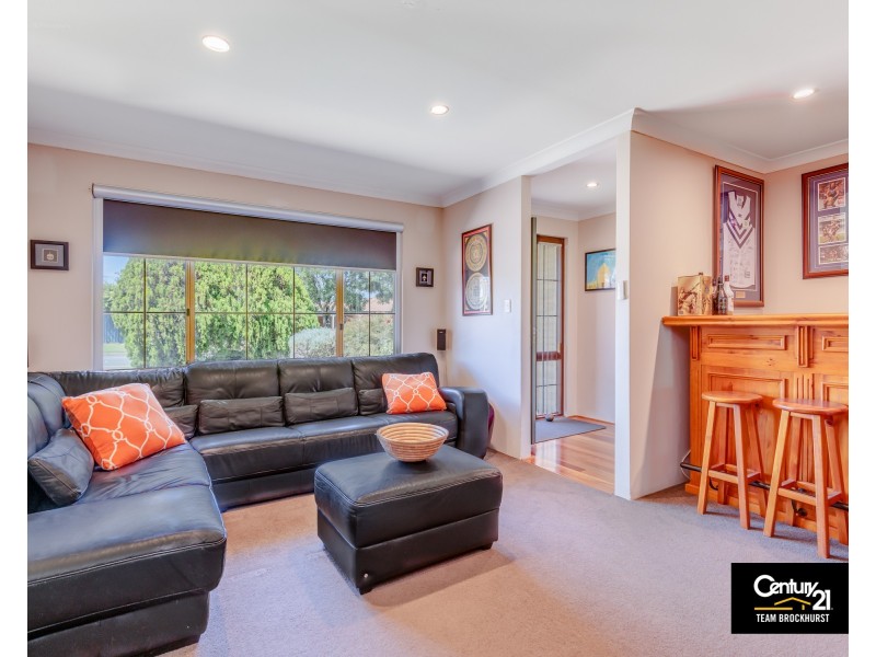 61 Forest Crescent, Thornlie WA 6108