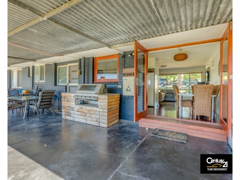 37 Pembury Road, Thornlie WA 6108