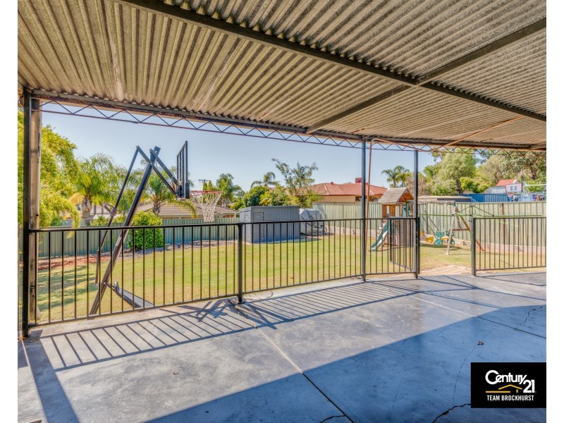 37 Pembury Road, Thornlie WA 6108