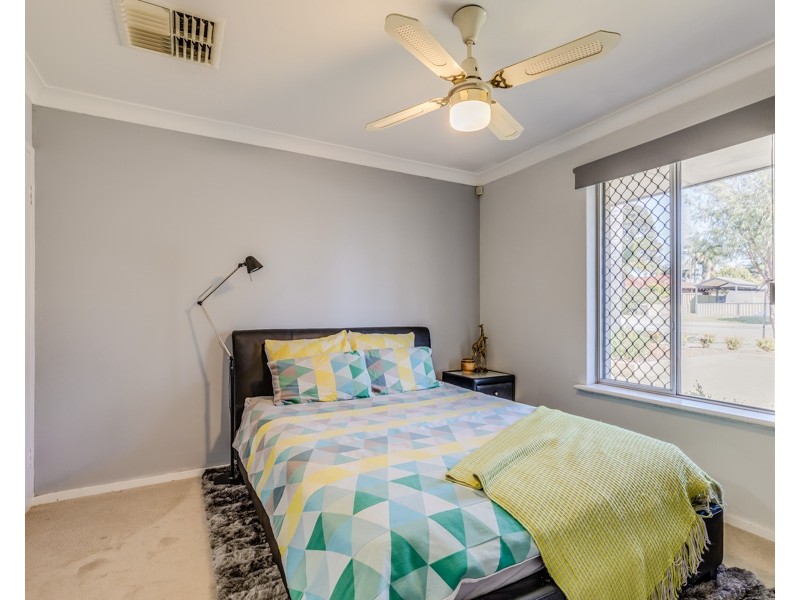 116 Hume Road, Thornlie WA 6108