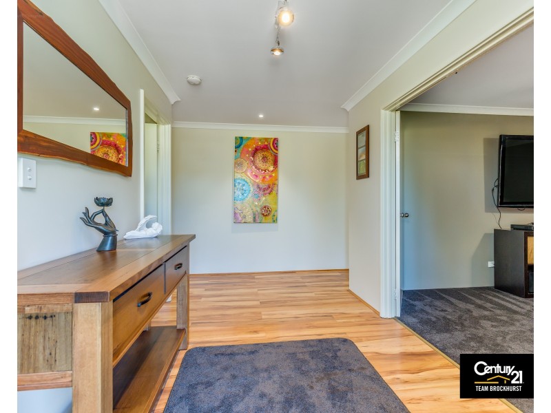 25 Holstein Court, Oakford WA 6121