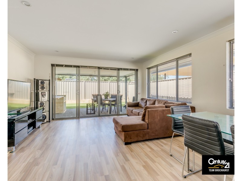 62 Cumbine Loop, Martin WA 6110