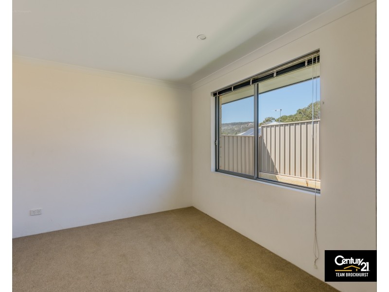 62 Cumbine Loop, Martin WA 6110