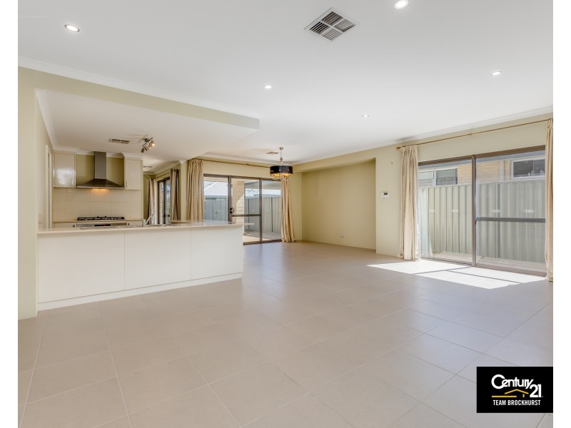 12 Begbroke Way, Piara Waters WA 6112
