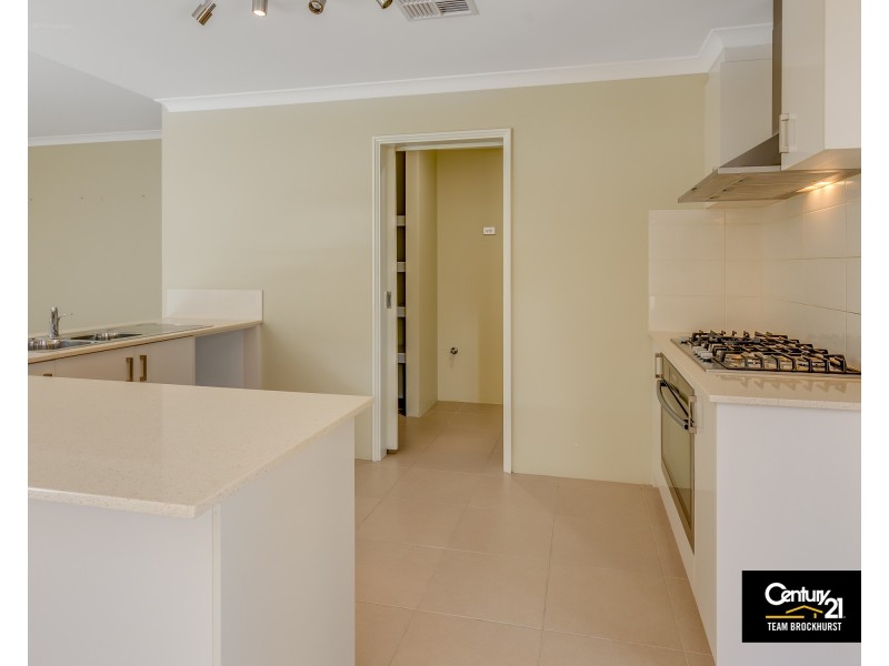 12 Begbroke Way, Piara Waters WA 6112