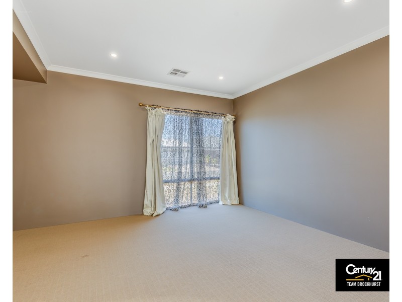 12 Begbroke Way, Piara Waters WA 6112