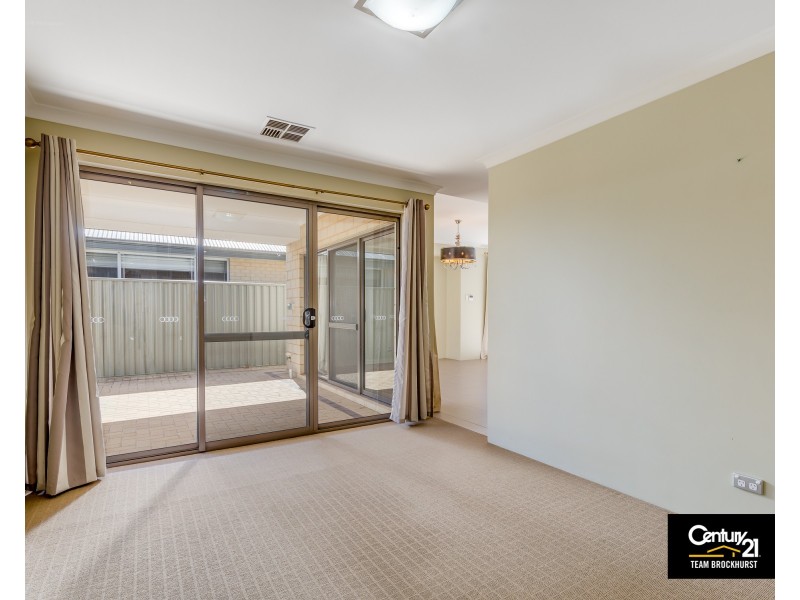 12 Begbroke Way, Piara Waters WA 6112