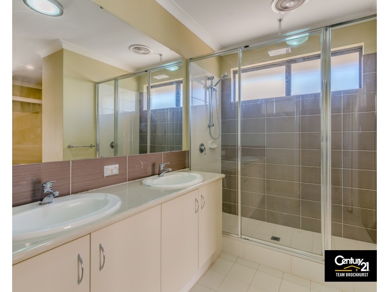 12 Begbroke Way, Piara Waters WA 6112