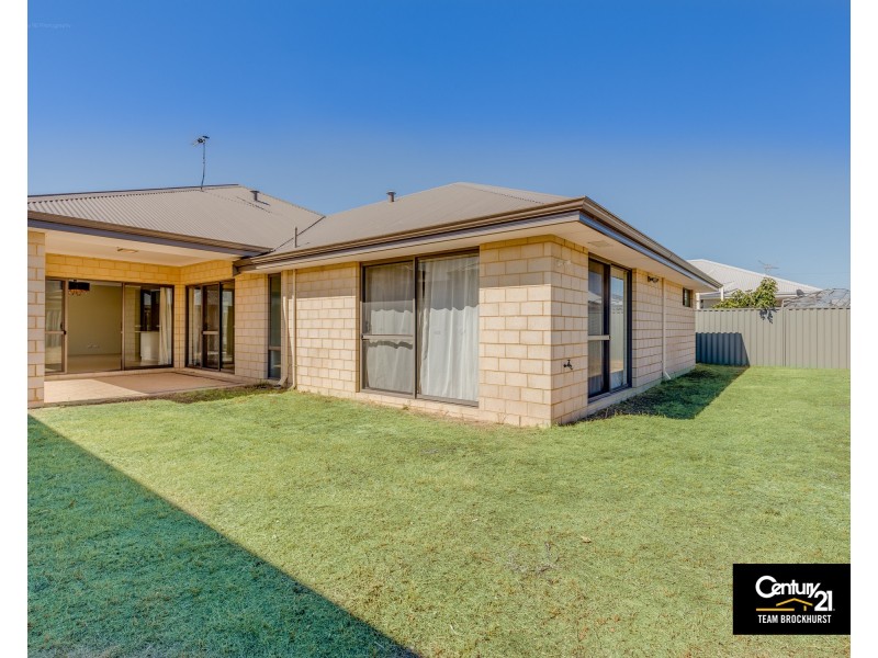 12 Begbroke Way, Piara Waters WA 6112